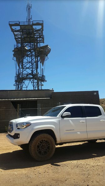 fourpeaks1.jpg