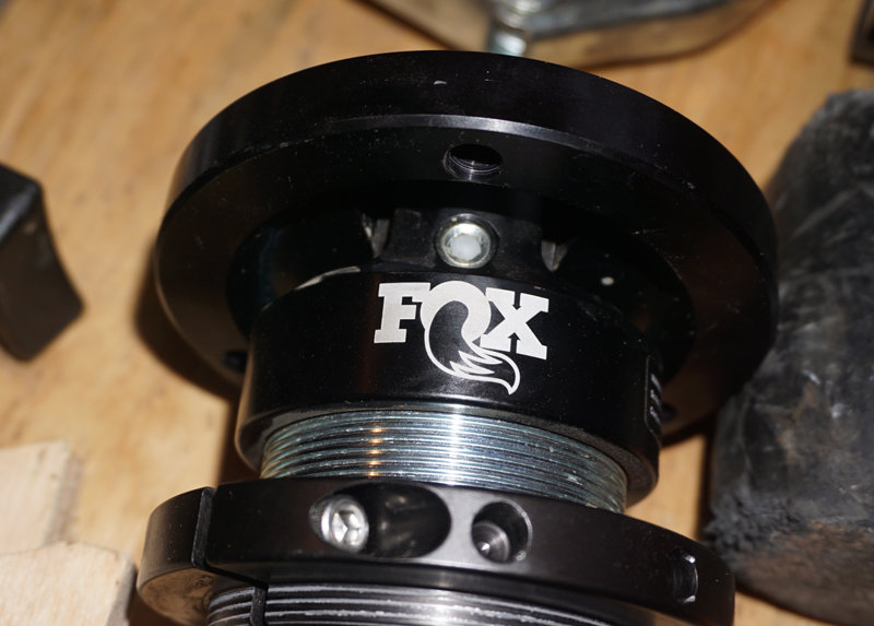 Fox-N2-Plug.jpg