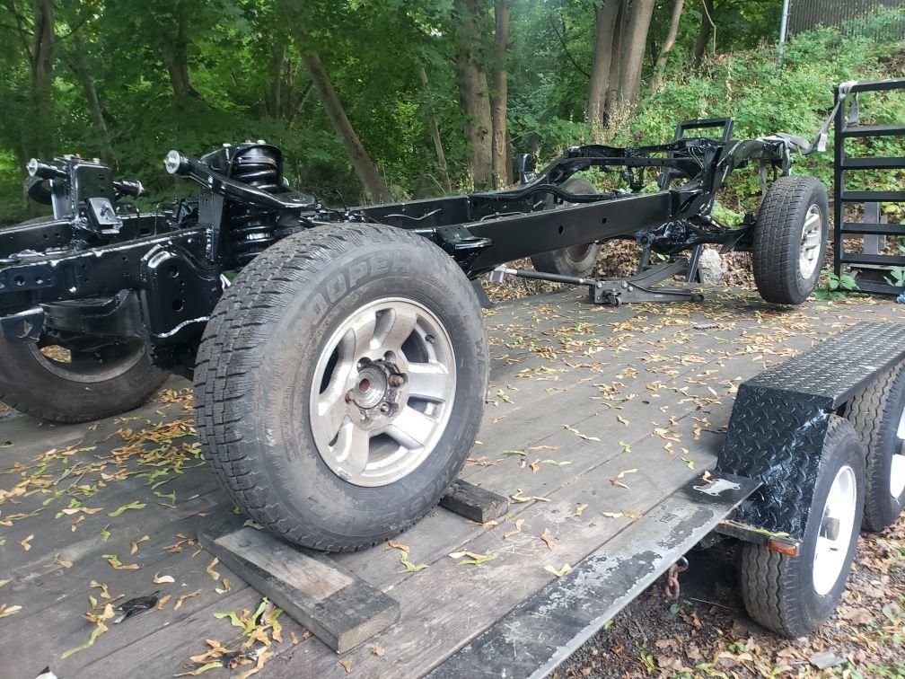 Frame on wheels.jpg