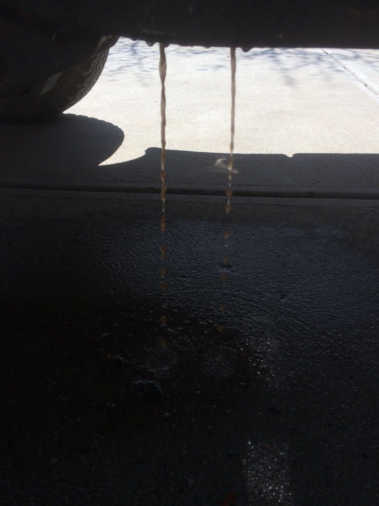 FrameDrainHoles2.jpg