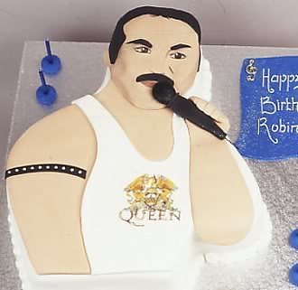 freddiemercurybirthdaycake_843bb53f0eff3eef0f92875a9c547a3533ea1548.jpg