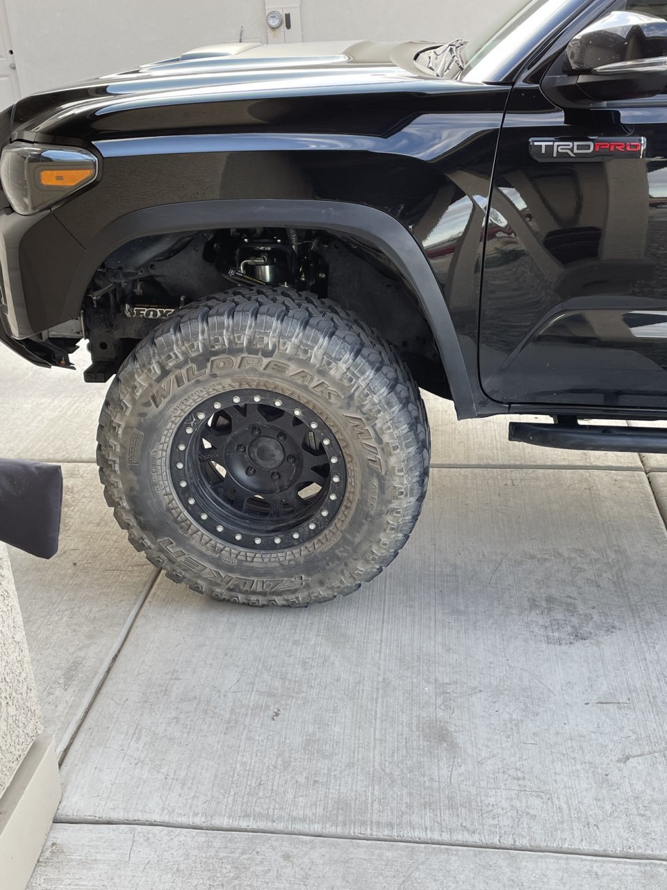 Front fender trim.jpg