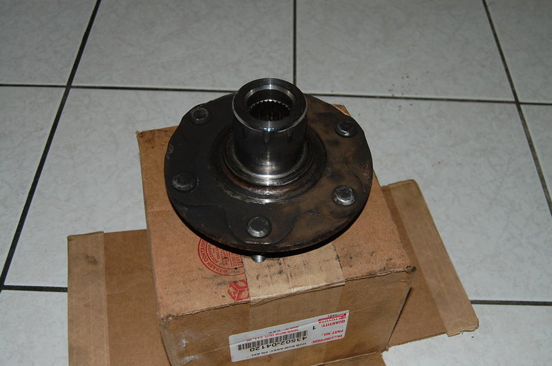 Front Hub 1.jpg