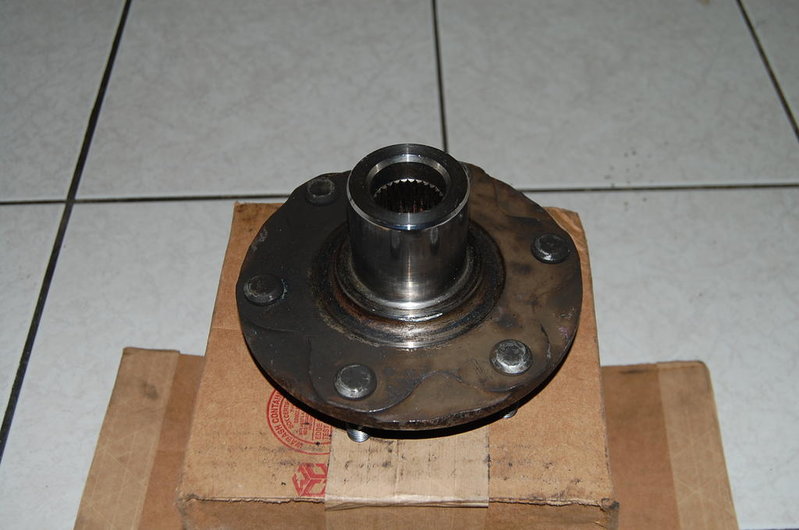 Front Hub 2.jpg