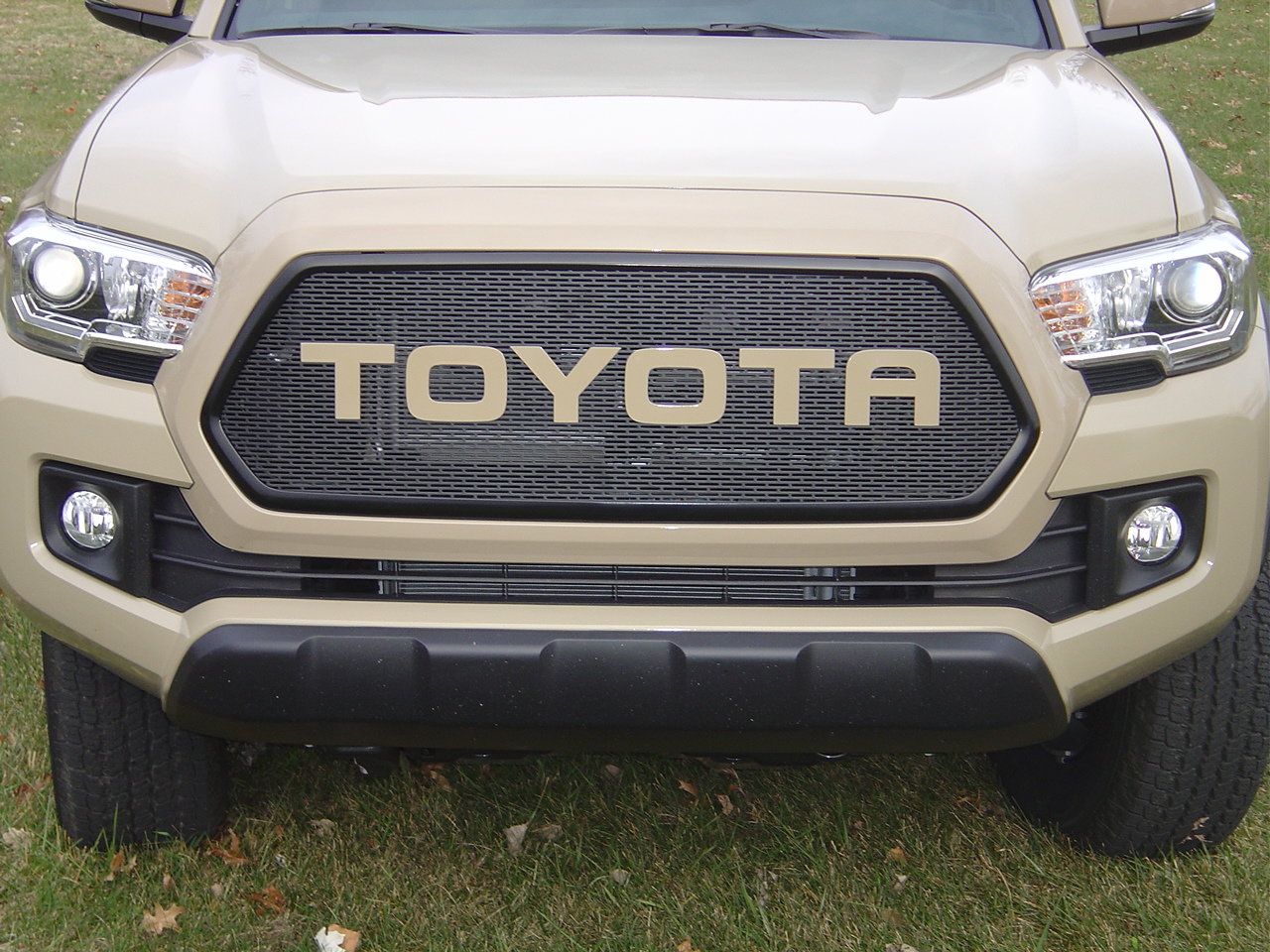 FS: CCG mesh grille with Large, Quicksand TOYOTA lettering | Tacoma World