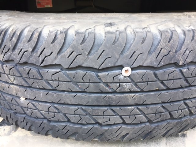 front left tire.jpg