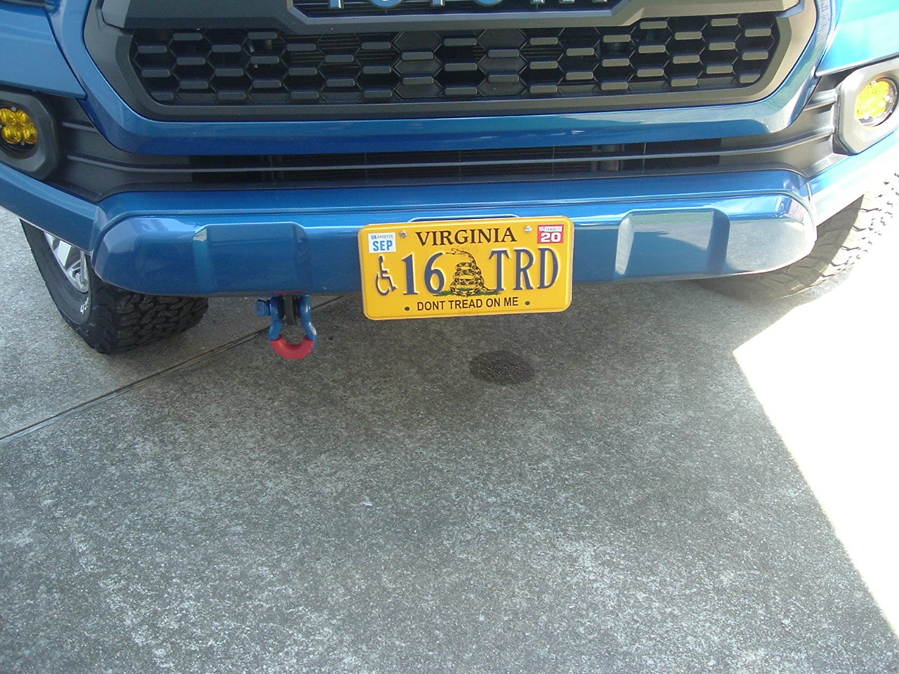 front plate bracket.jpg