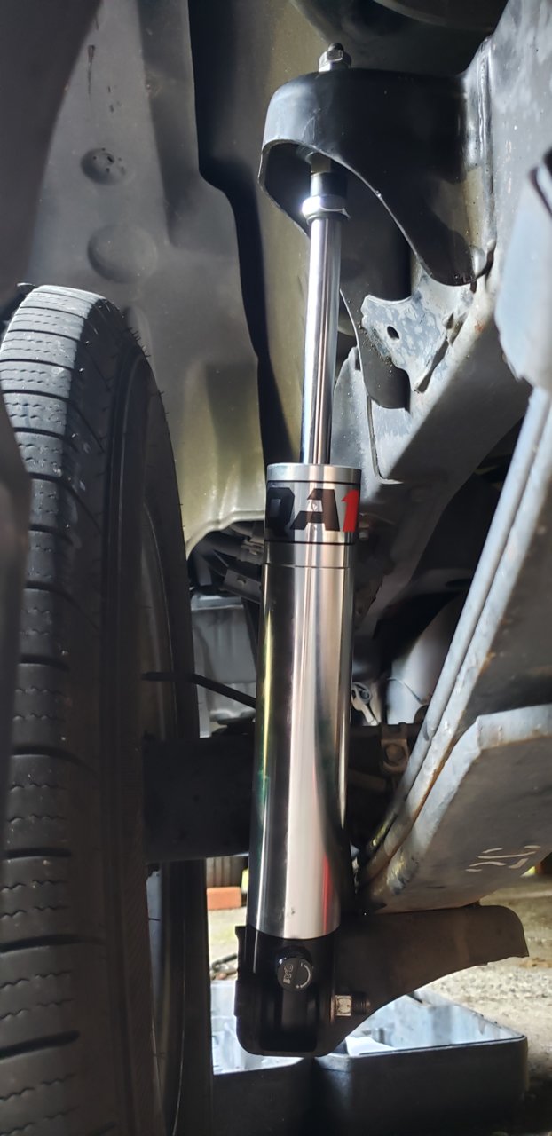 Front shocks.jpg