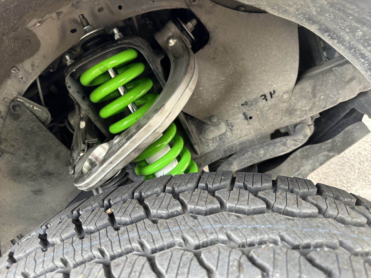 front strut.jpg