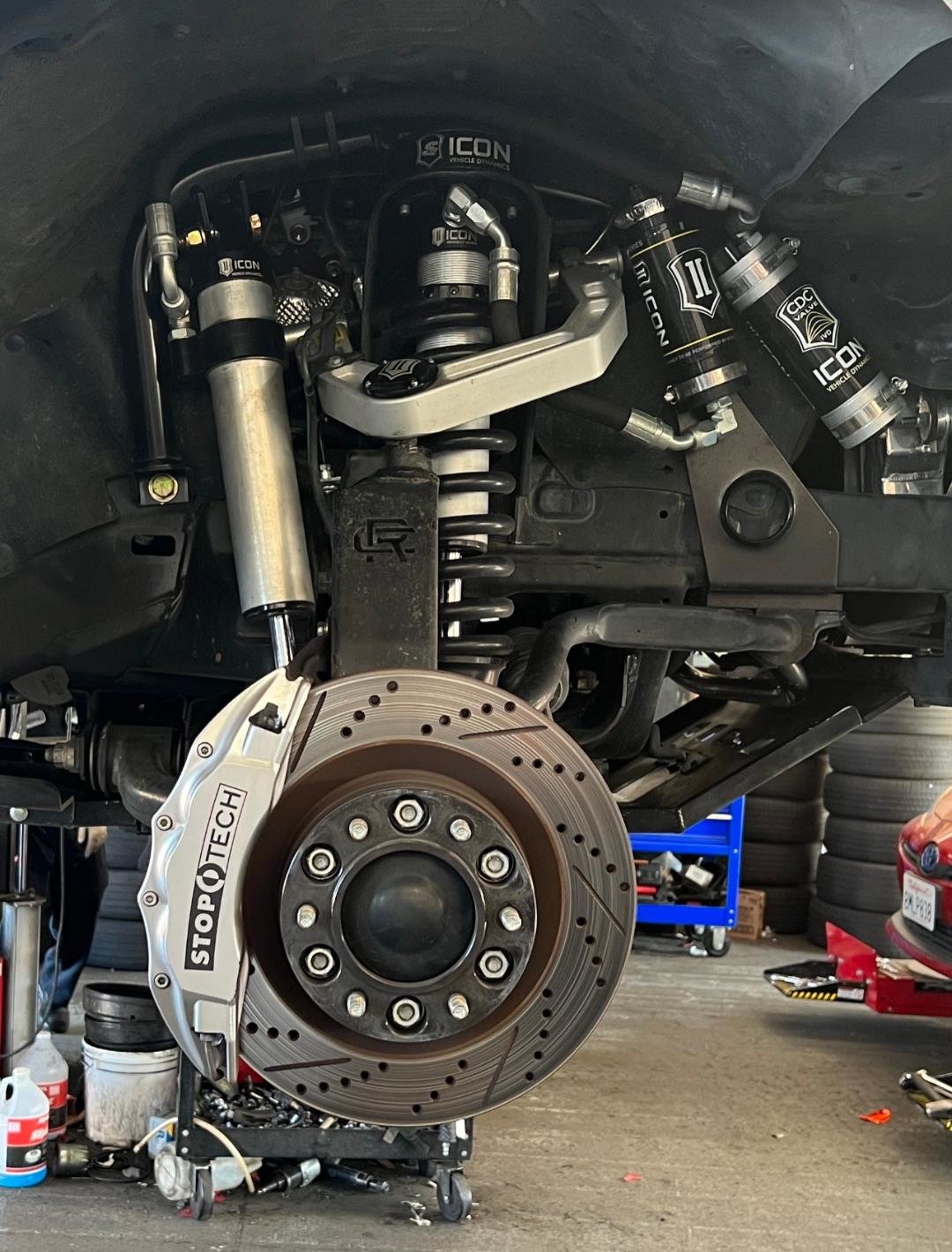 Front suspension.jpg