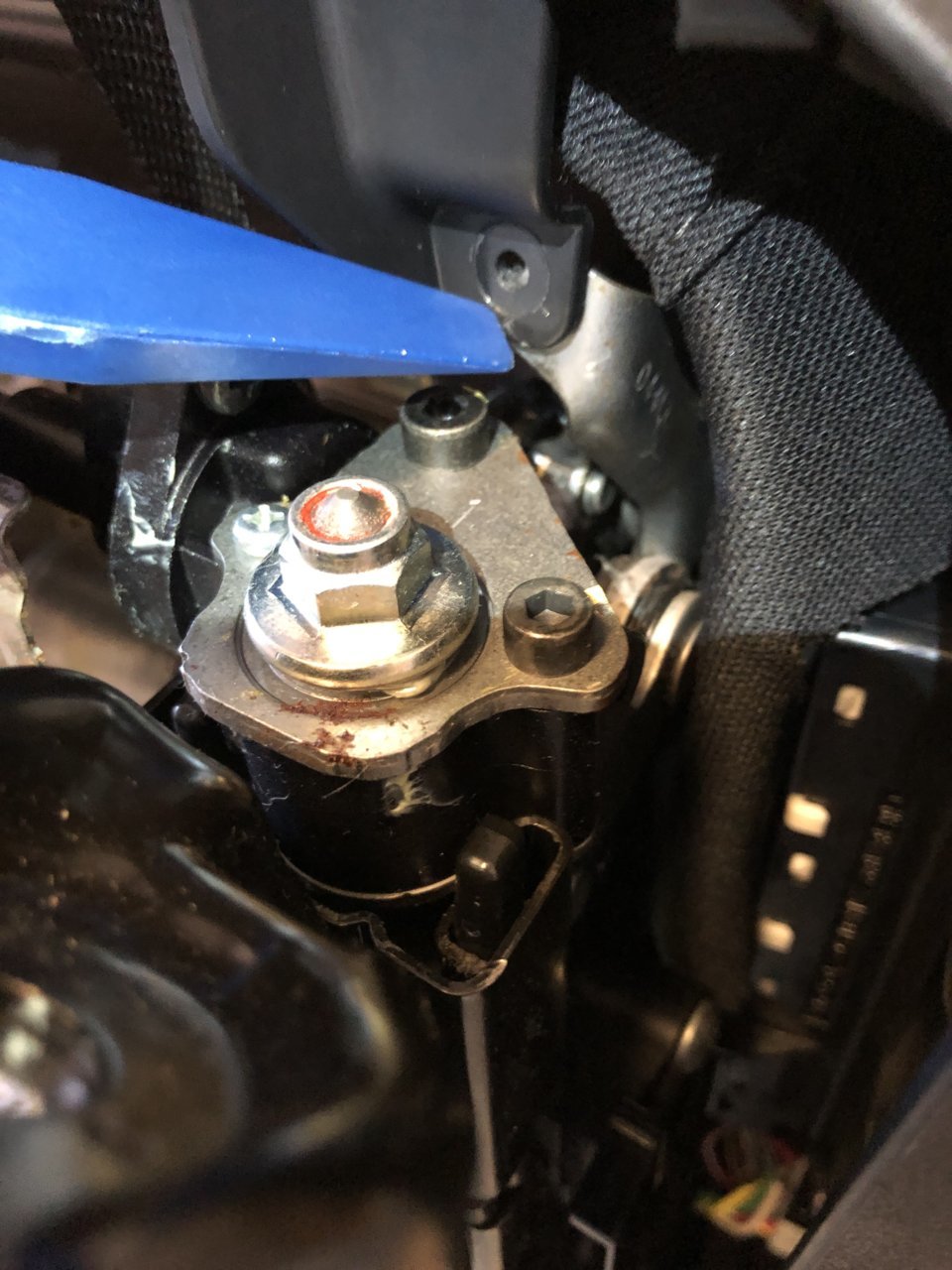 front trim screw 2.jpg