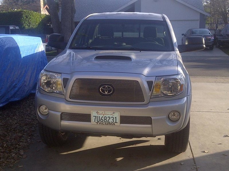 Front View Tow Mirrors.jpg