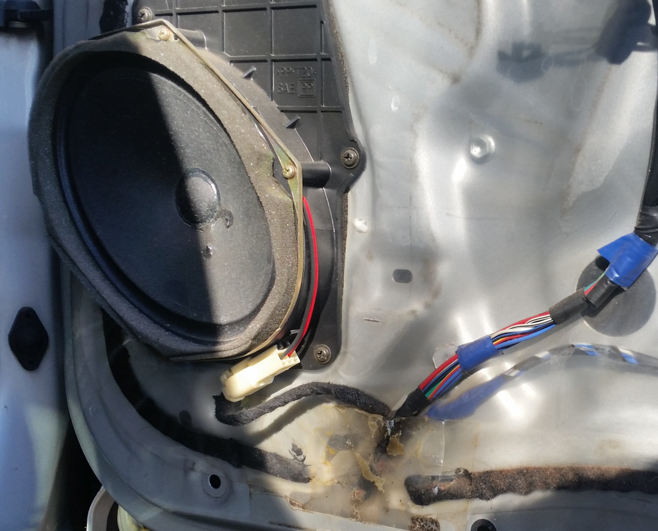 front_speakers.jpg
