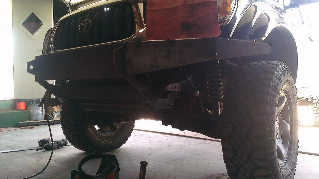 FrontBumper01_02b3f60f4144f26c668b9e776a42930f95a1259e.jpg