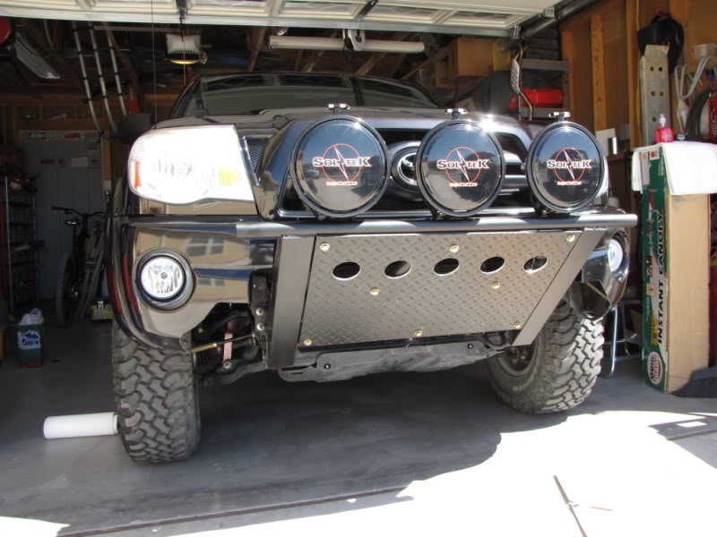 frontbumper_3f8518ea75bdff7286fee593187f512e2af5b89d.jpg