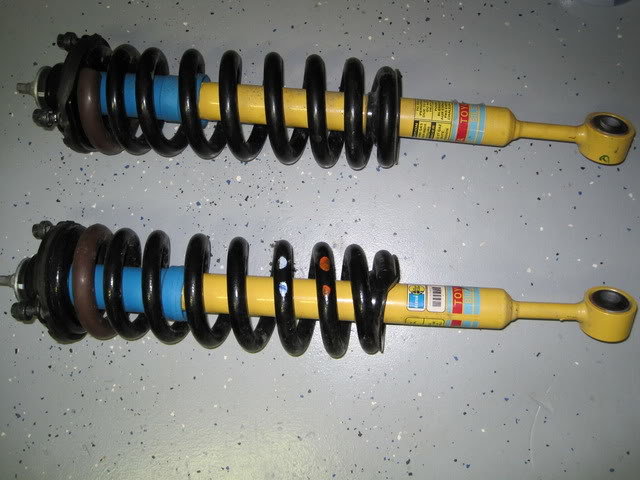 FrontShocks1_b2fc0f5077d4f47f2cddf5c4198ef90f00a19294.jpg