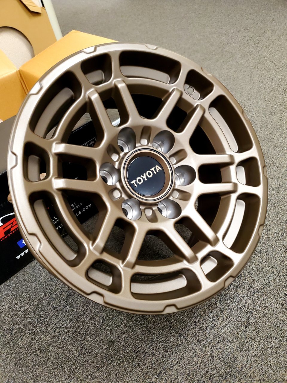 FSW-F268-OEM-Bronze-Cap-Fits-2.jpg