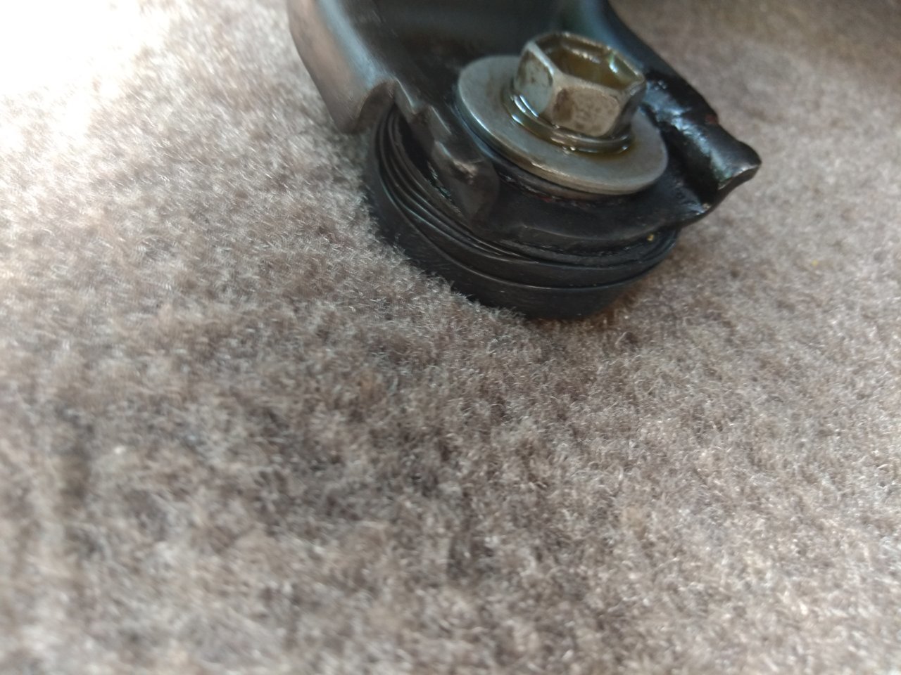 FT_03_Rubber_Bushing_ee7689bd6e8f190685355e69b8e5d9f823566d35.jpg