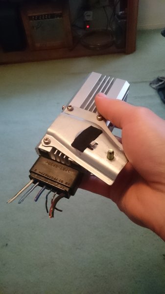 Fuel Pump ECU.jpg