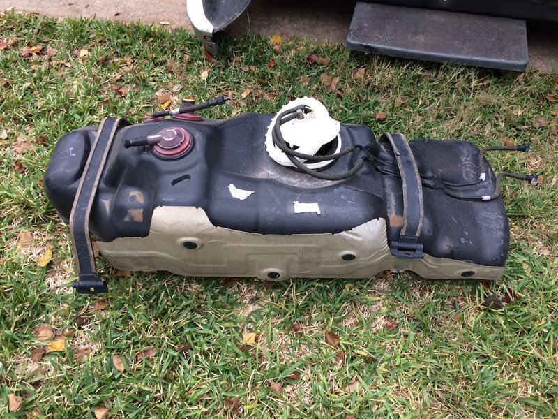 fuel tank 2.jpg