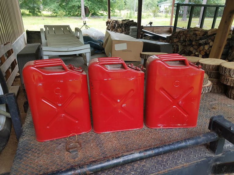 Fuelcans1.jpg