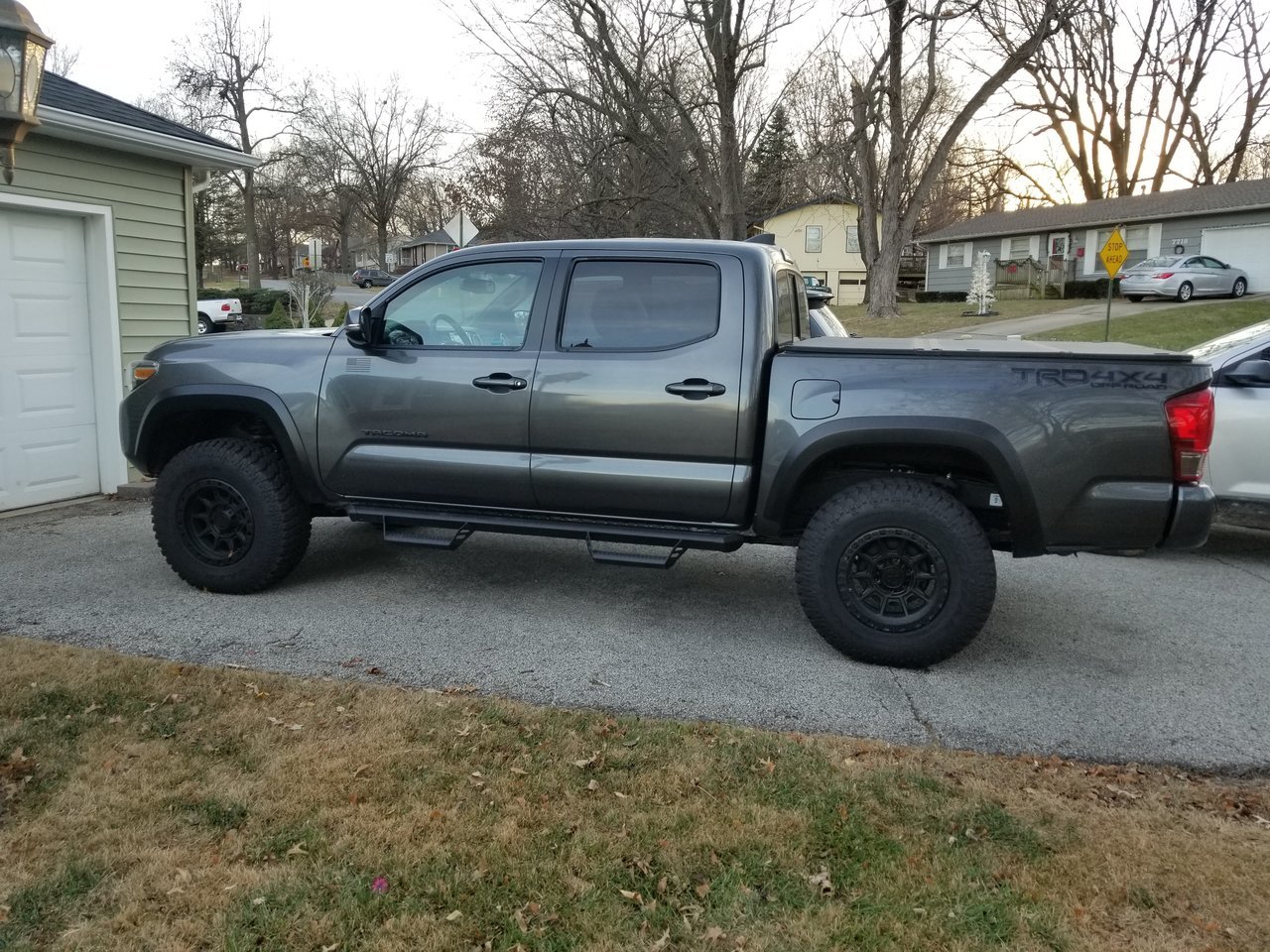 Full view Driver side Gloss Black Bedside Decal.jpg