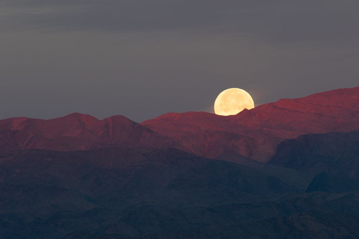 fullmoonsm.jpg