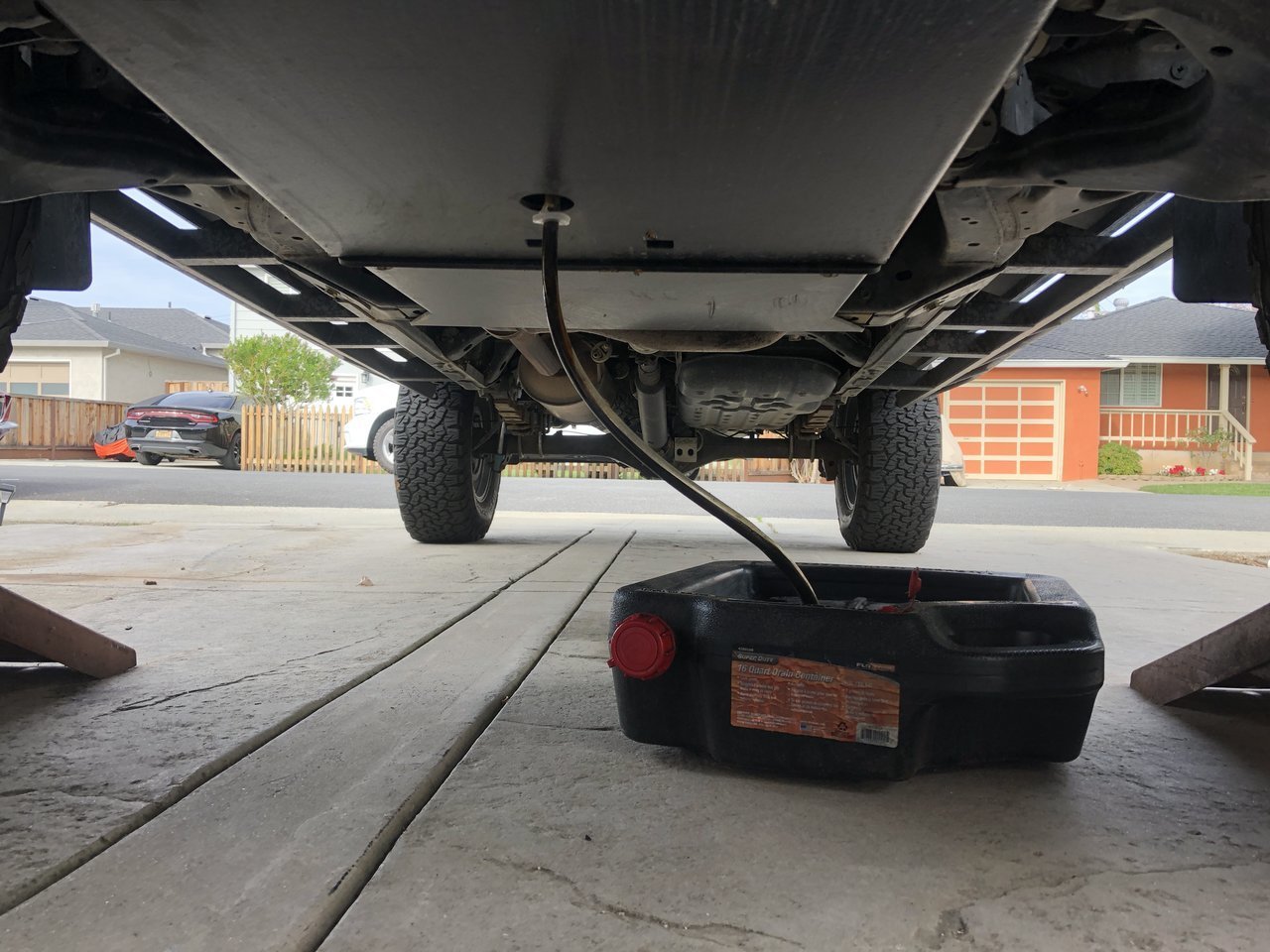 fumoto_skid_oilchange.jpg