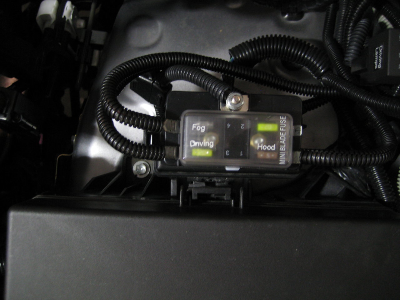 Fuse block.jpg