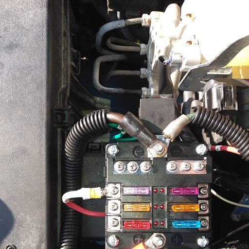 fuse block open.jpg
