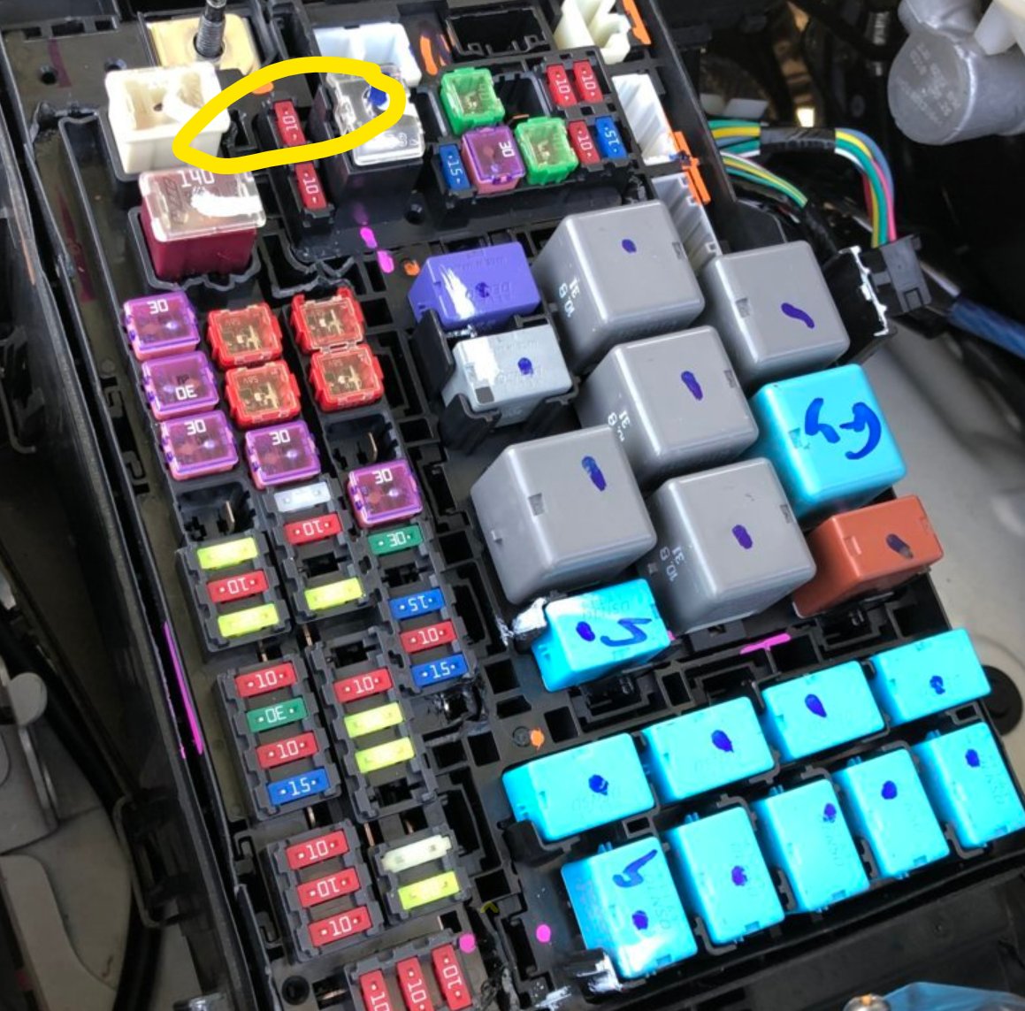 FUSE BOX ADD A FUSE.png