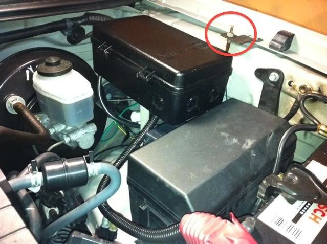 fusebox1_b975291edc3657d3dc1dc163b93b8fbe09dc7307.jpg