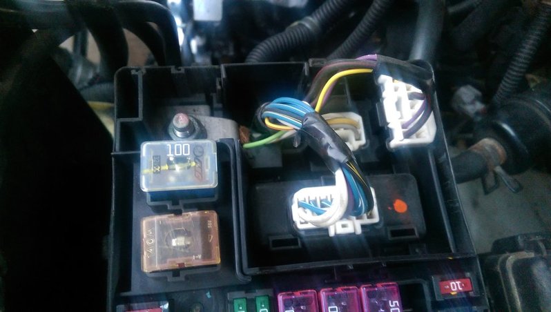 fusebox_connector.jpg
