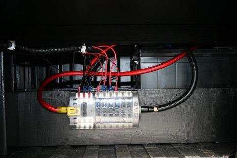fuseboxsm_59aaf073ade7baf28dc3c85b24dd64aa0143b919.jpg
