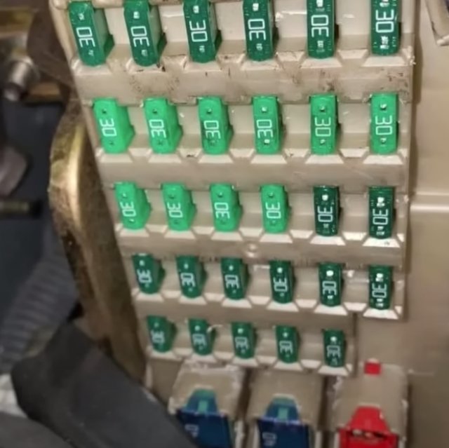 fuses.jpg