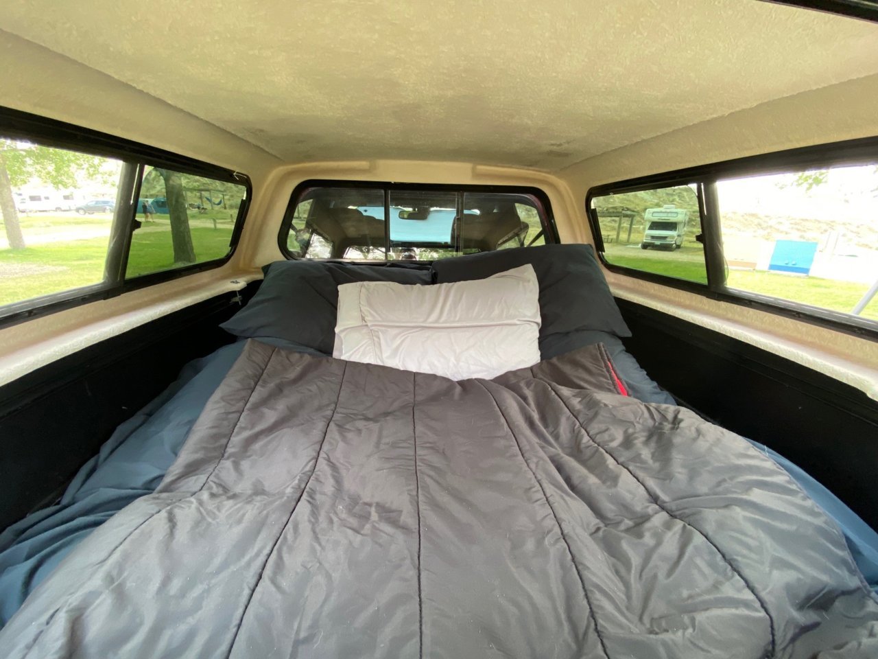 Futon.jpg