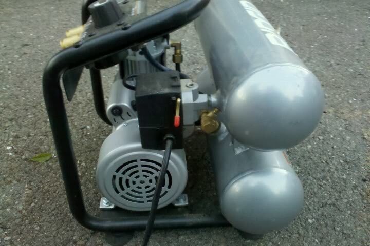 FxCam_1303872843492_6b7bb176921ef2e04cee8e84efef6821ee2ad077.jpg