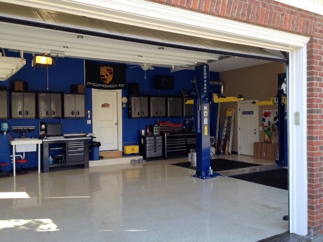 Garage 1 11-29-13-small.jpg