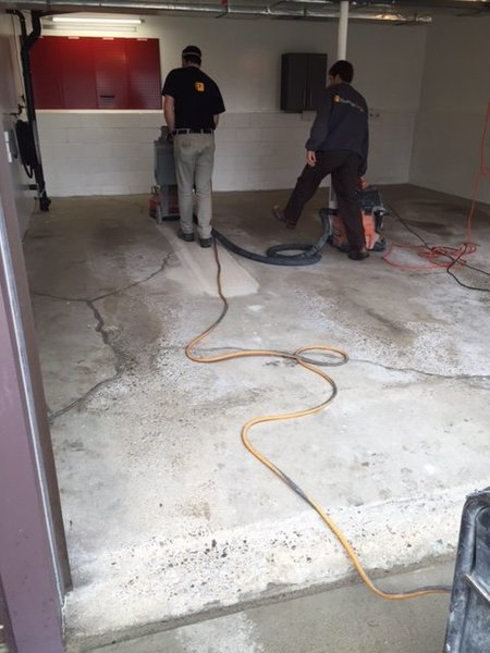 Garage 2.jpg