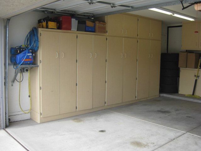 Garage floor 001.jpg