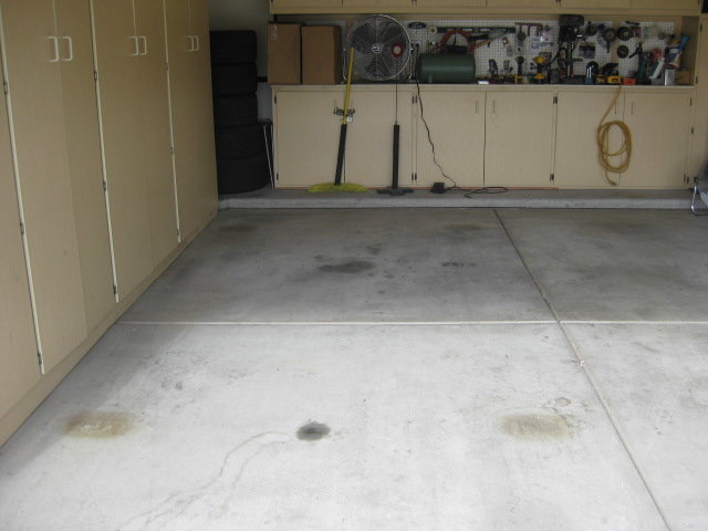 Garage floor 002.jpg