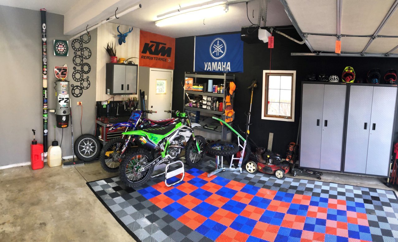 garage.jpg