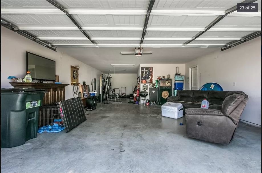 garage.jpg