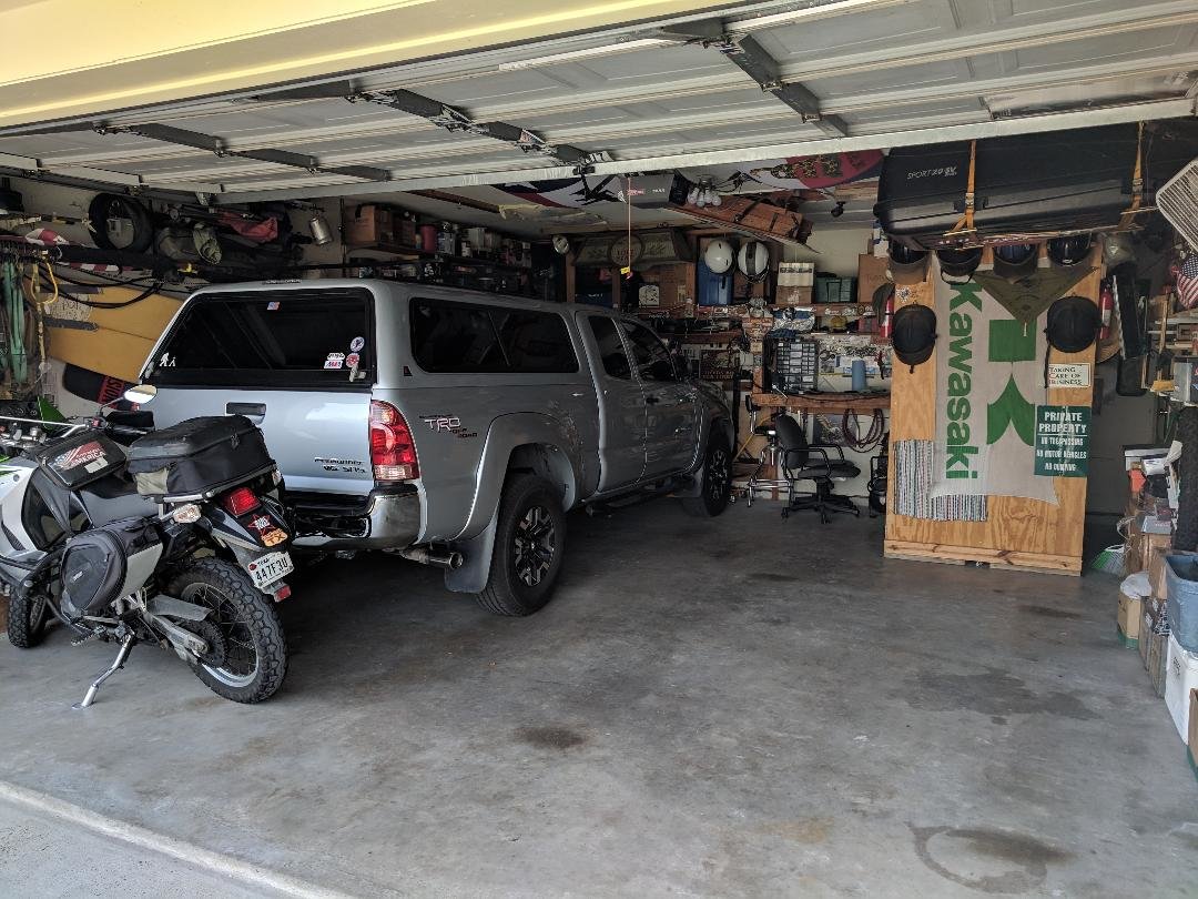garage.jpg