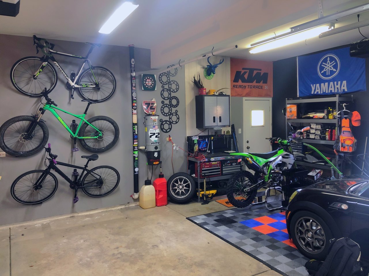 garagebikes.jpg