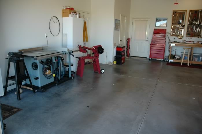 GARAGERES010_73001356d99460c3ae7a6881ad86ad631d4a6550.jpg