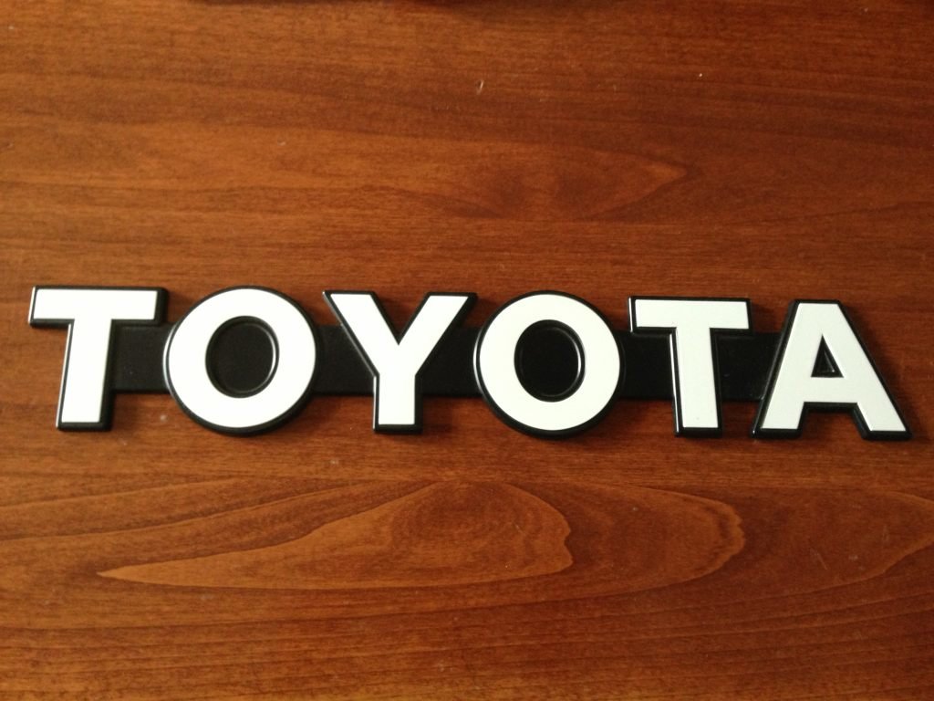 FS: Toyota FJ Emblem | Tacoma World