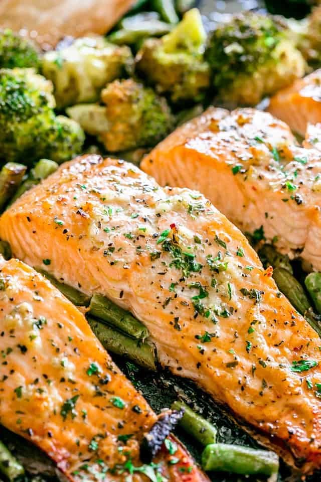 Garlic-Butter-Baked-Salmon-12.jpg