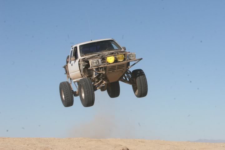 gasdomejump_e6638fd732c46a2edbbacc4116f1d38f666b52fd.jpg