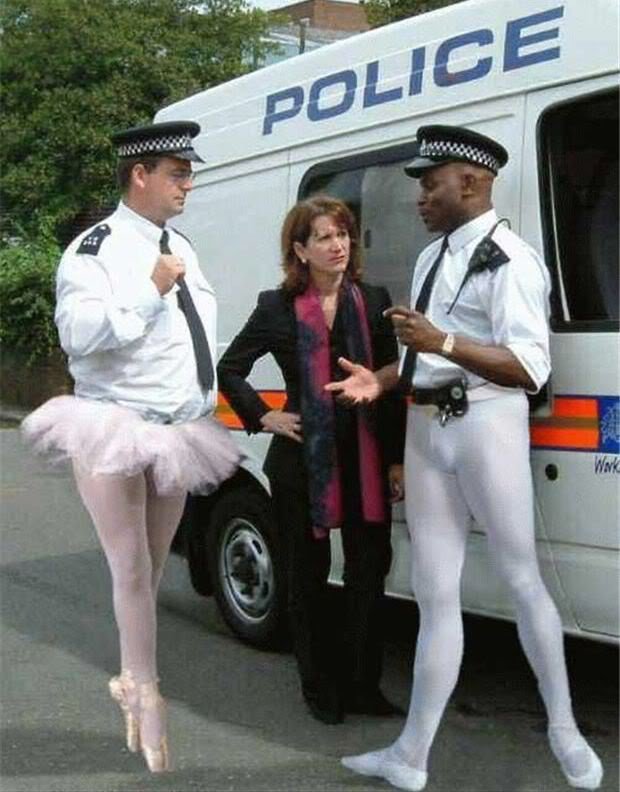gay-police-police-clothing_big_57fbe7bf8c18dd36aeb76e92846f56ebd2993551.jpg
